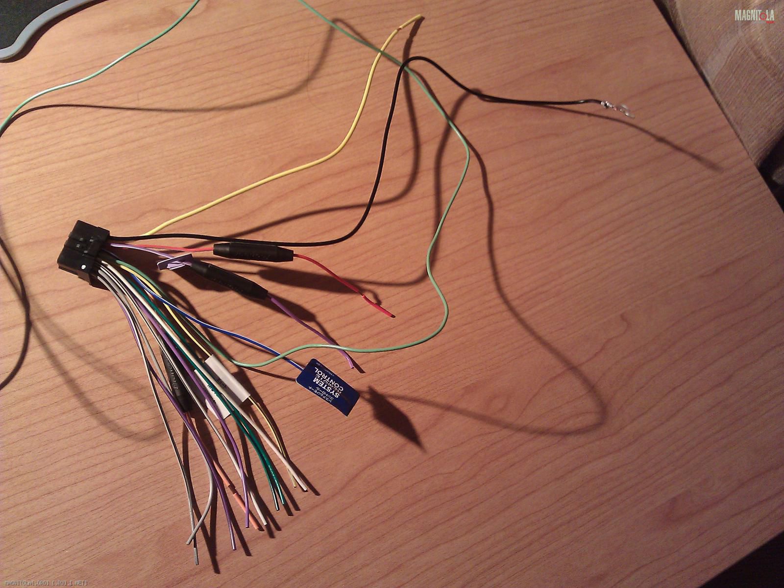 reverse gear signal input на магнитоле pioneer