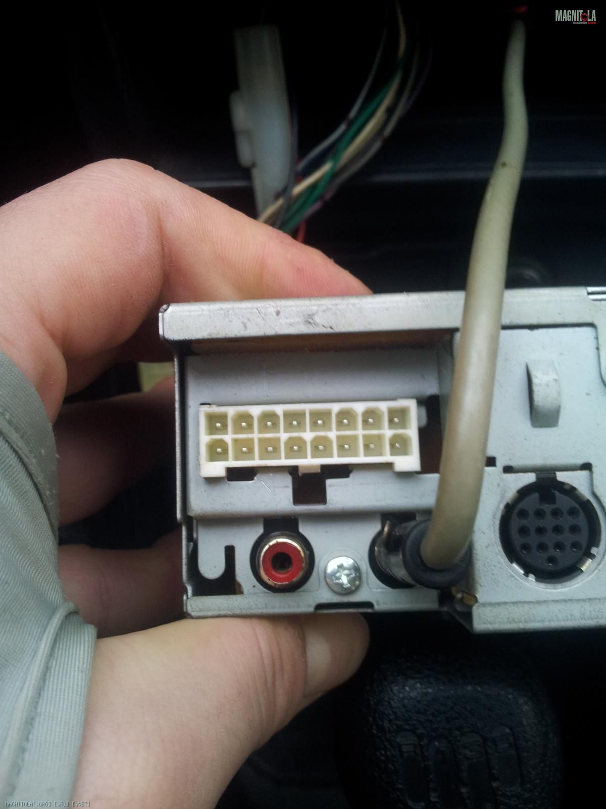 reverse gear signal input на магнитоле pioneer