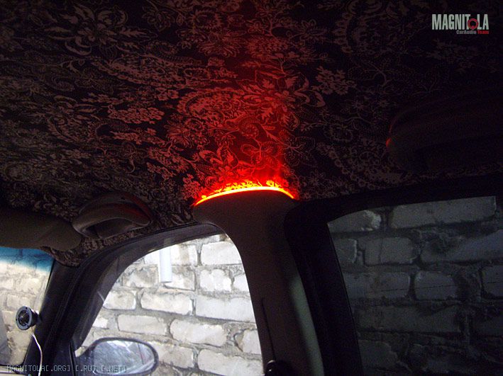 Питание заведено на регулятор света (диммер), к которому подключены подсвет Питание заведено на регулятор света (диммер), к которому подключены подсвет